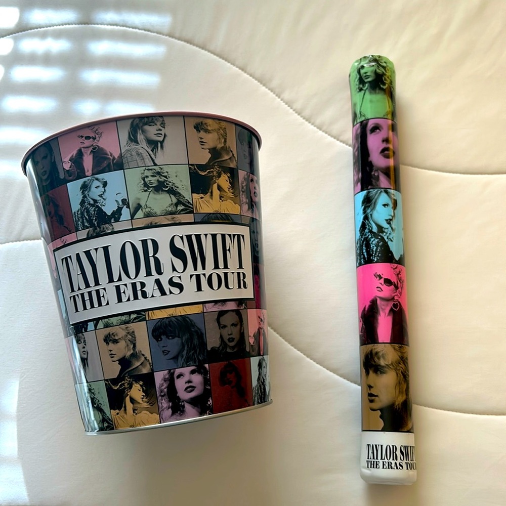 Taylor Swift Popcorn Bucket & Light Up Wand